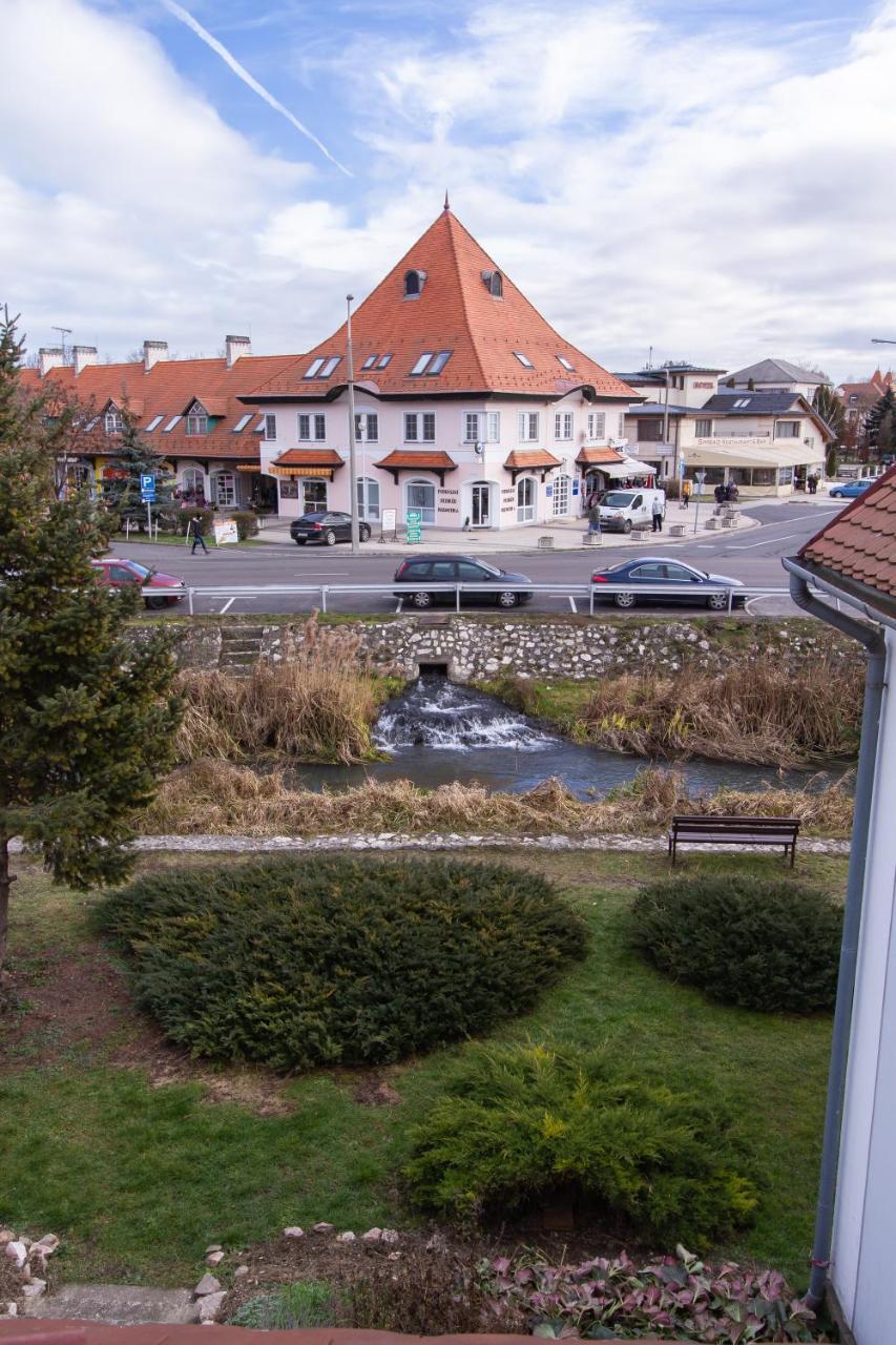 Ecoappart-Haz Mosonmagyaróvár Exterior foto